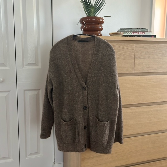 Jenni Kayne Drew Cardigan in Taupe - Picture 3 of 5